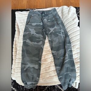 TNA Camouflage Jogger Pants